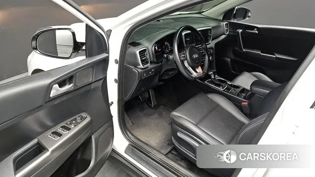 Kia Sportage The Bold 2021 Белый из Кореи, фото 3