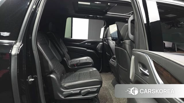 Cadillac Escalade 5th Generation 2021 Черный из Кореи, фото 3