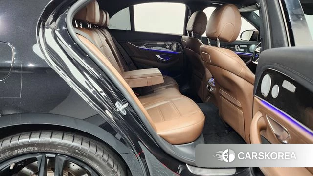 Mercedes-Benz E-Class W213 2019 Черный из Кореи, фото 3