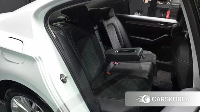 Volkswagen Passat GT (B8) 2021 Белый из Кореи, фото 3