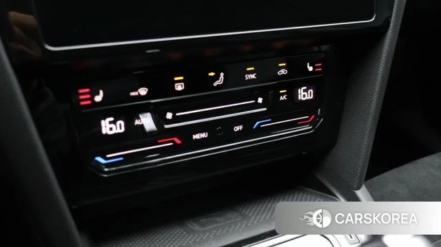Volkswagen Passat GT (B8) 2021 Белый из Кореи, фото 3