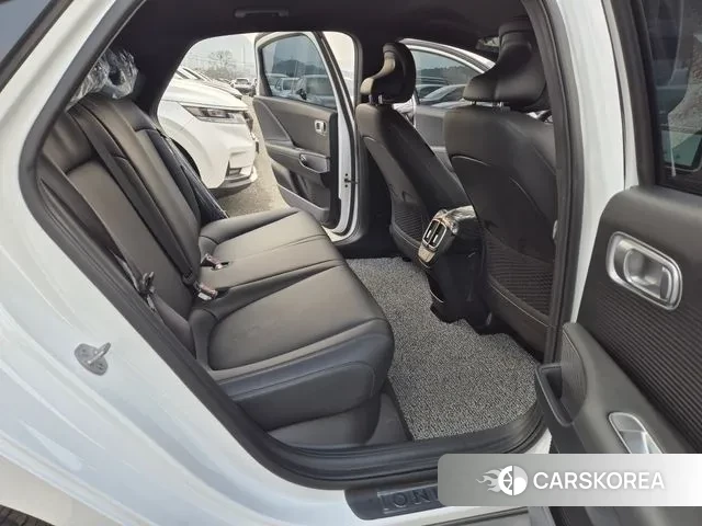 Hyundai Ionic 6 2025 Белый из Кореи, фото 3