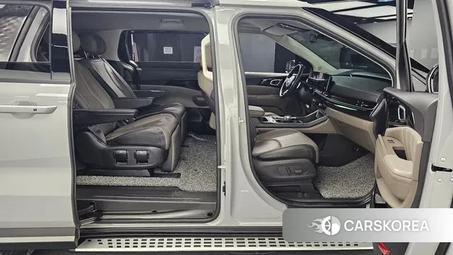 Kia The New Carnival 4th Generation 2024 Серый из Кореи, фото 3