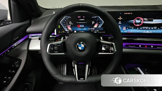 BMW 5 Series (G60) 2025 Небесно-голубой из Кореи, фото 3