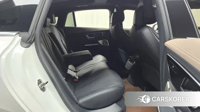 Mercedes-Benz EQE V295 2022 Белый из Кореи, фото 3