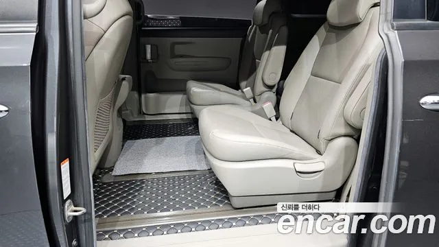 Kia All New Carnival 2018 Серый из Кореи, фото 3