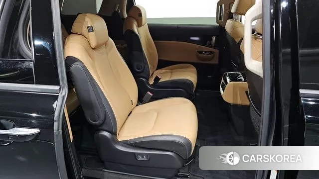 Kia Carnival 4th generation 2023 Черный из Кореи, фото 3