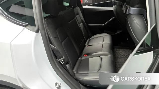 Tesla Model Y 2024 Белый из Кореи, фото 3