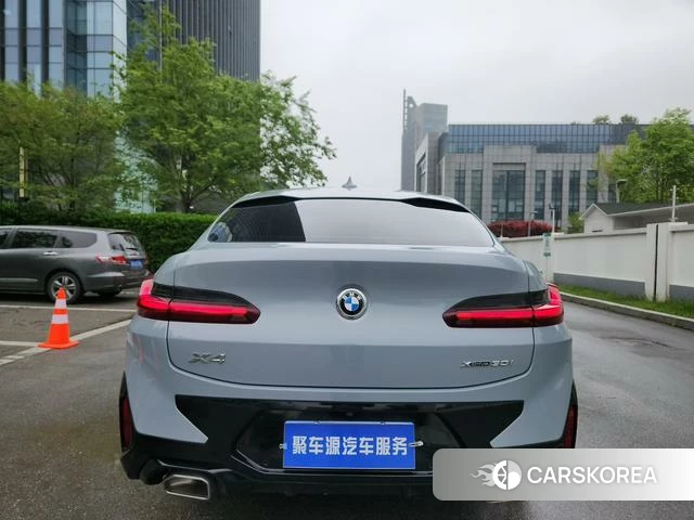 BMW X4 2022 Темно-серый из Китая, фото 3