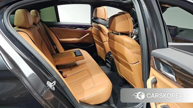 BMW 5 Series (G30) 2020 Серый из Кореи, фото 3