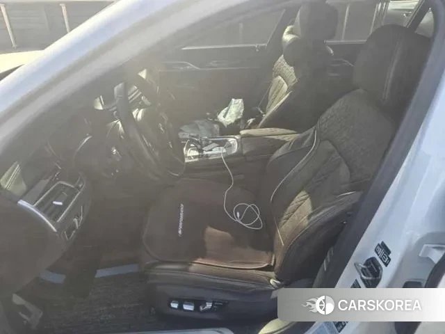 BMW 7 Series (G11) 2018 Белый из Кореи, фото 3