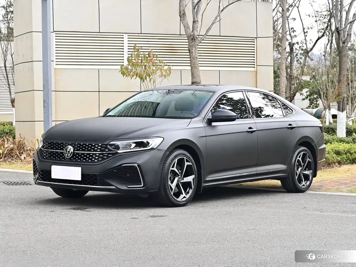 Volkswagen Passat 2024 Черный из Китая, фото 3