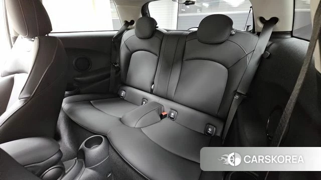 Mini Cooper 2022 Песочный из Кореи, фото 3
