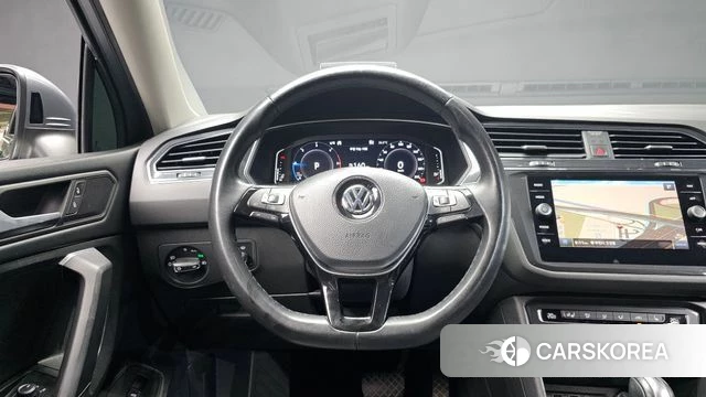 Volkswagen Tiguan Allspace 2020 Серый из Кореи, фото 3