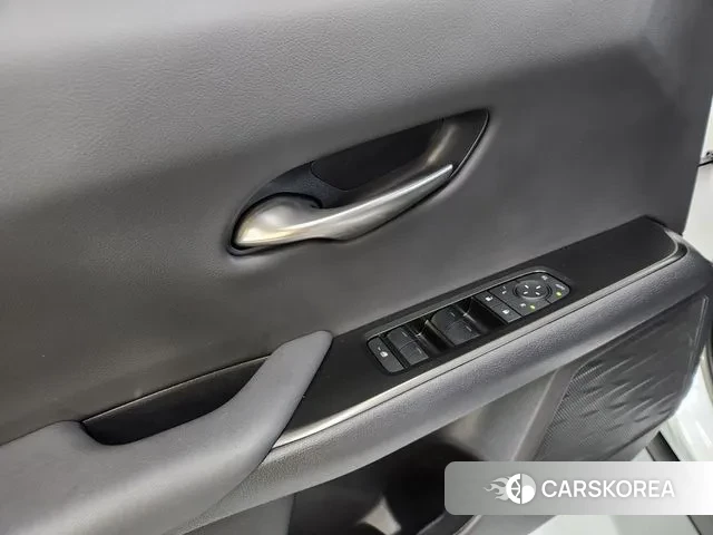 Lexus UX300h 2025 Белый из Кореи, фото 3