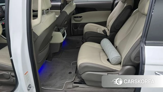 Kia Carnival 4th generation 2023 Белый из Кореи, фото 3