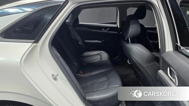 Kia The New K5 3rd generation 2024 Белый из Кореи, фото 3