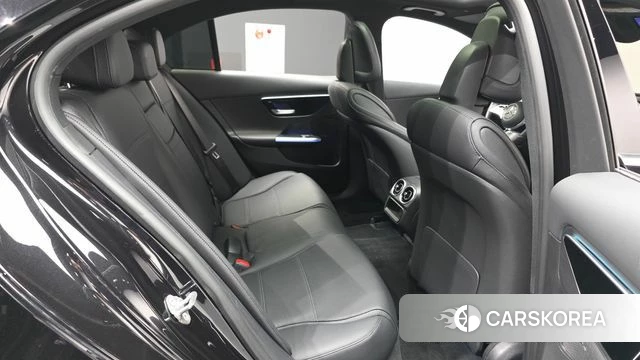 Mercedes-Benz C-Class W206 2023 Черный из Кореи, фото 3