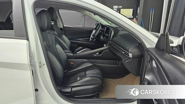 Hyundai Avante (CN7) 2021 Белый из Кореи, фото 3