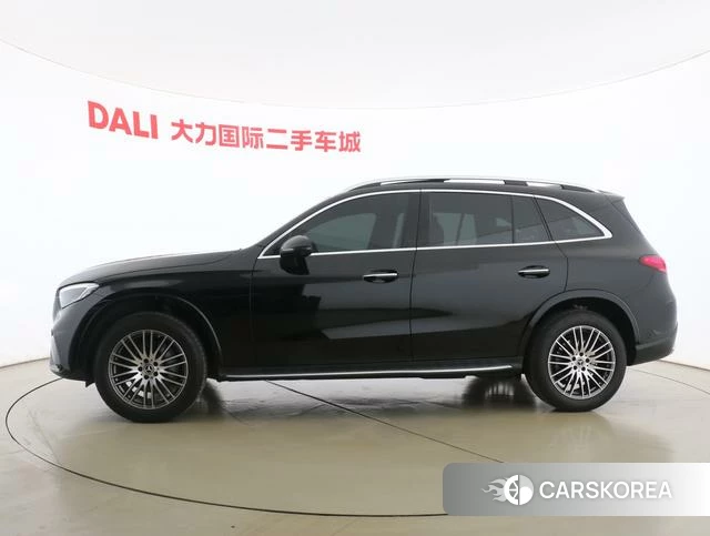 Mercedes-Benz GLC 2024 Черный из Китая, фото 3