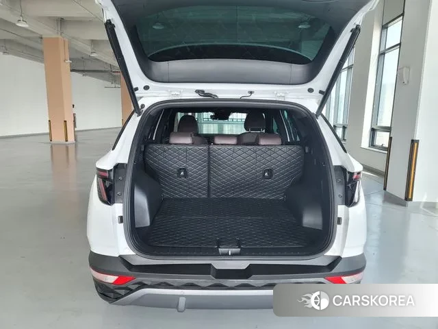 Hyundai Tucson (NX4) 2023 Белый из Кореи, фото 3