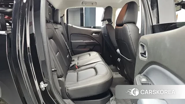 Chevrolet (GM Daewoo) Real New Colorado 2021 Черный из Кореи, фото 3