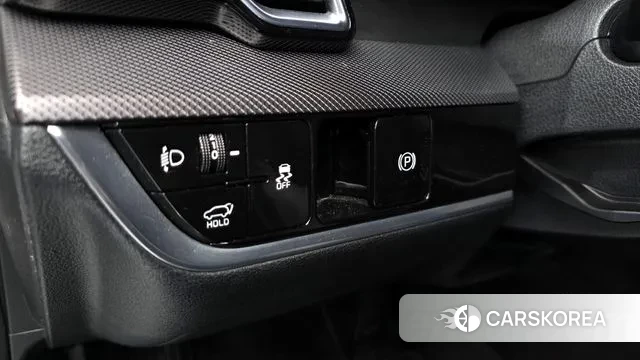 Kia Sportage 5th Generation 2023 Белый из Кореи, фото 3