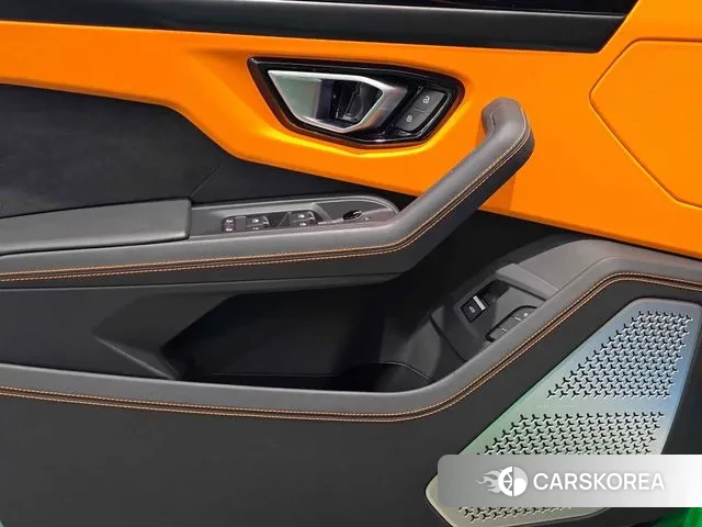 Lamborghini Urus 2023 Зеленый из Кореи, фото 3