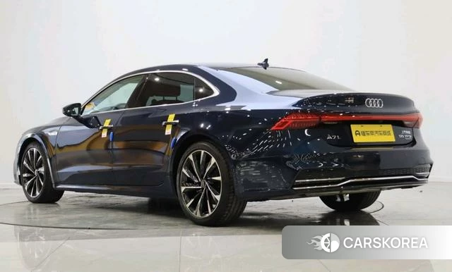 Audi A7L 2021 Синий из Китая, фото 3