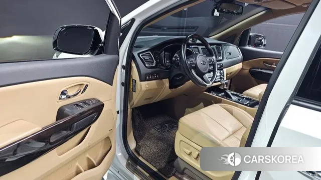 Kia The New Carnival 2019 Белый из Кореи, фото 3