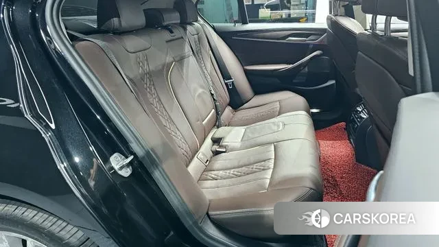 BMW 5 Series (G30) 2020 Черный из Кореи, фото 3