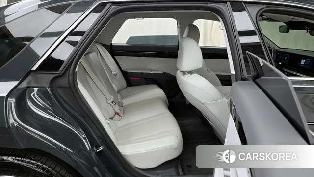 Hyundai Grandeur Hybrid (GN7) 2023 Серый из Кореи, фото 3