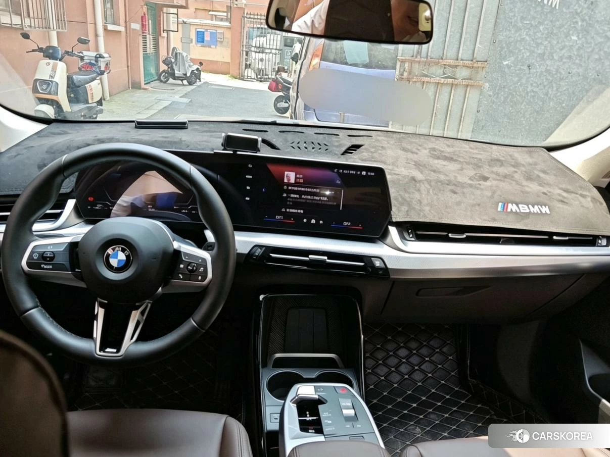 BMW X1 2023 Черный из Китая, фото 3