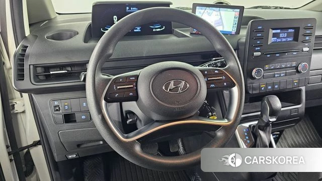 Hyundai Staria 2022 Белый из Кореи, фото 3