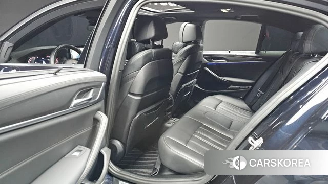 BMW 5 Series (G30) 2023 Синий из Кореи, фото 3