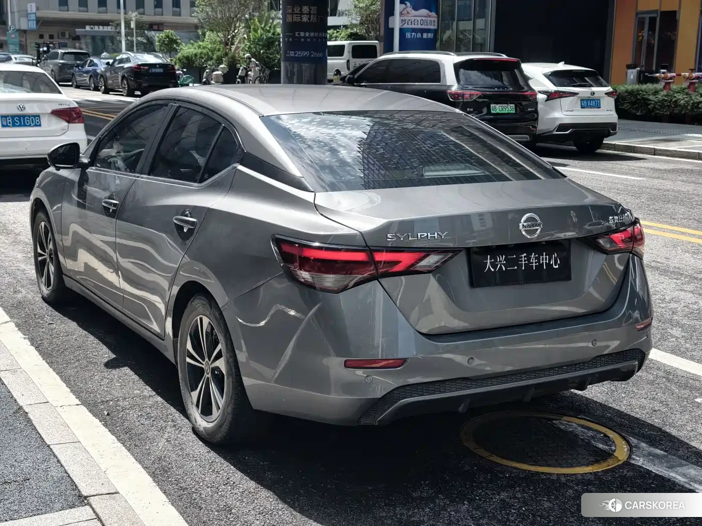 Nissan Sylphy 2022 Silver/gray из Китая, фото 3