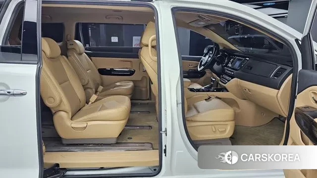 Kia The New Carnival 2019 Белый из Кореи, фото 3