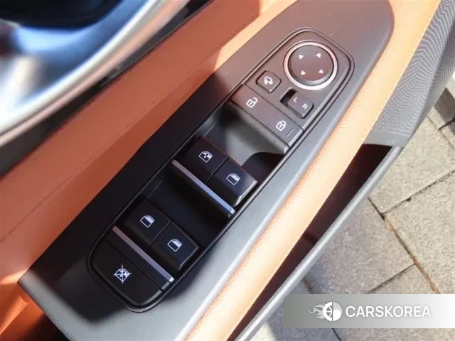 Kia The New K3 2nd generation 2024 Белый из Кореи, фото 3