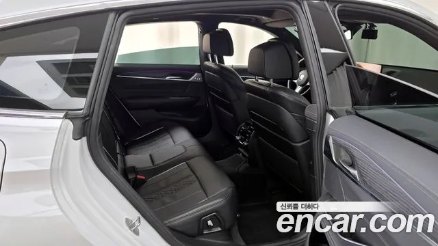 BMW 6 Series GT (G32) 2022 Белый из Кореи, фото 3