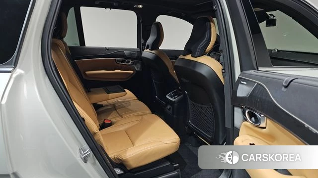 Volvo XC90 second Generation 2022 Белый из Кореи, фото 3