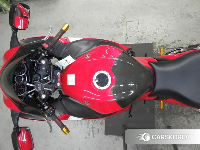 Проданный Suzuki GSX1300R HAYABUSA 2015 из Японии
