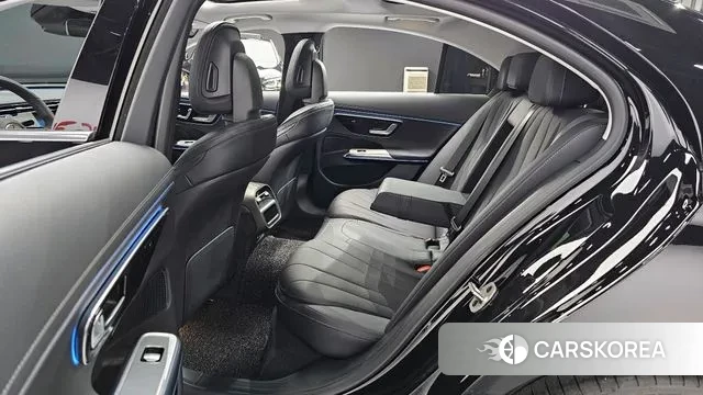 Mercedes-Benz E-Class W214 2025 Черный из Кореи, фото 3