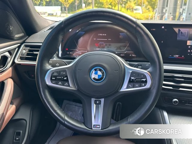 BMW i4 2023 Черный из Кореи, фото 3