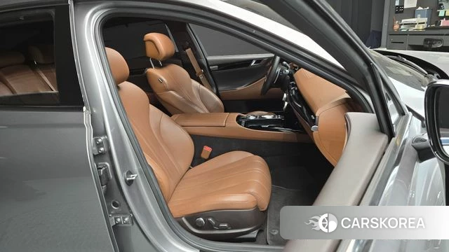 Genesis G80 (RG3) 2021 Серебристо-серый из Кореи, фото 3