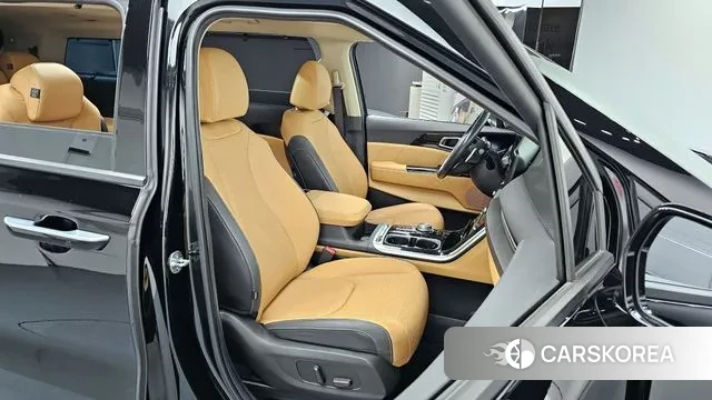 Kia Carnival 4th generation 2022 Черный из Кореи, фото 3