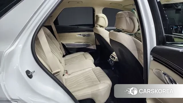 Genesis GV70 2023 Белый из Кореи, фото 3