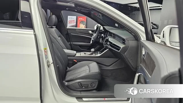 Audi A6 (C8) 2022 Белый из Кореи, фото 3