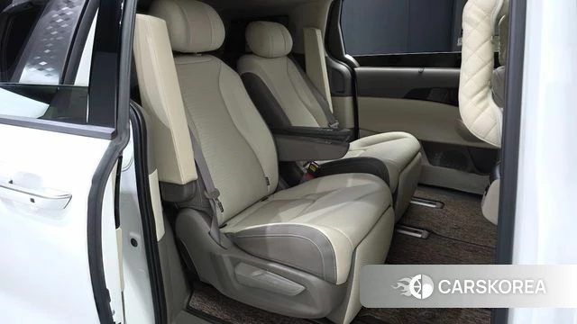 Kia The New Carnival 4th Generation 2025 Белый из Кореи, фото 3