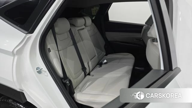 Hyundai The New Tucson Hybrid (NX4) 2025 Белый из Кореи, фото 3
