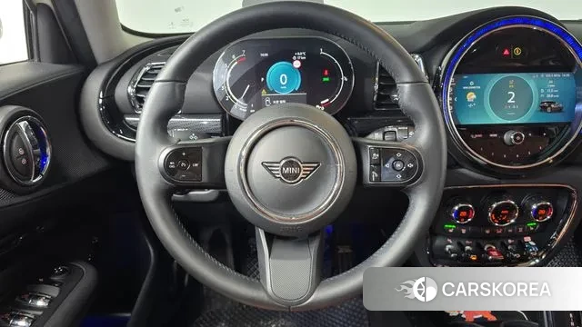 Mini Cooper Clubman 2021 Жемчужный цвет из Кореи, фото 3